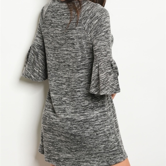 ✔CLEARANCE! 🎉HP spacedyed bell sleeve dress - Picture 4 of 4